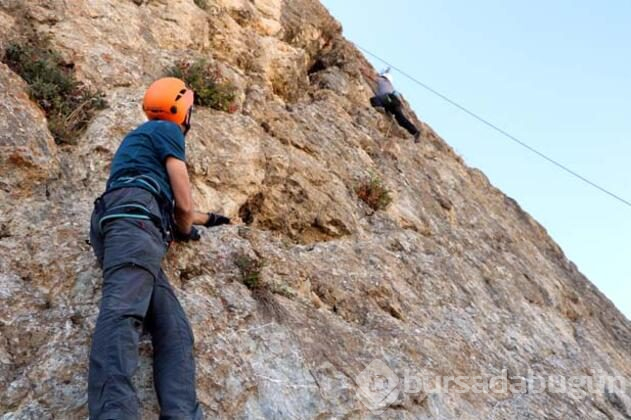 4 bin metreyi aşan kaya tırmanışı!