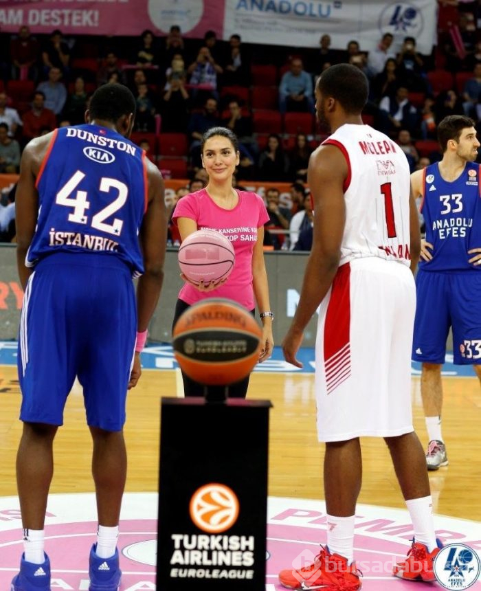 Pembe top havalanıyor!
