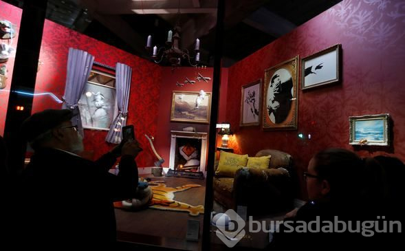 Sokak sanatçısı Banksy Londra'da dükkan açtı