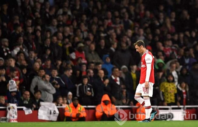 Fenerbahçe'de Mesut Özil sesleri yankılanıyor