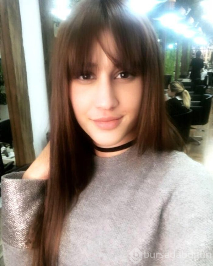 Çok Güzel Hareketler Bunlar'ın sarışın Zeynep'i!