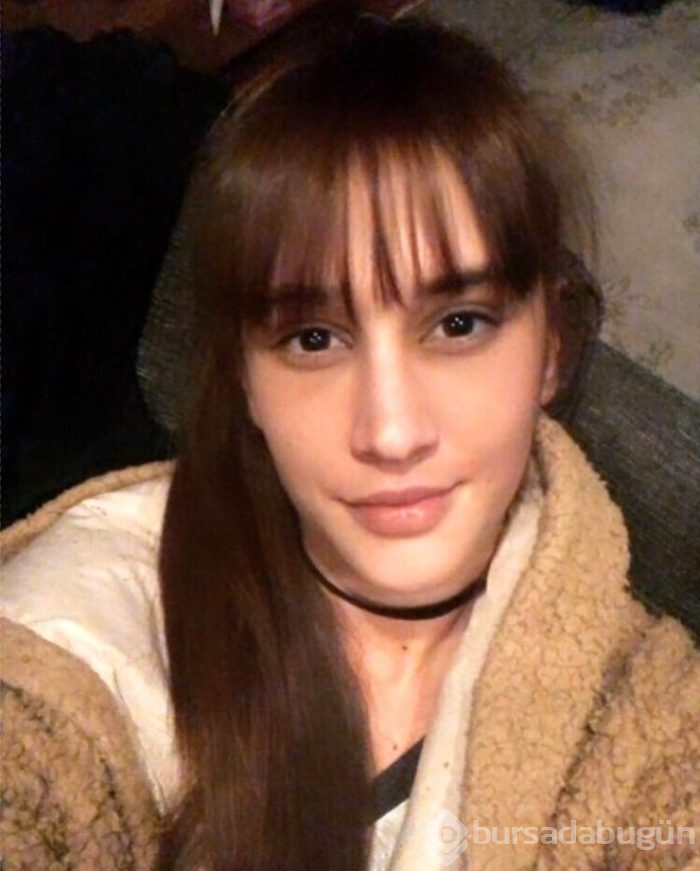 Çok Güzel Hareketler Bunlar'ın sarışın Zeynep'i!