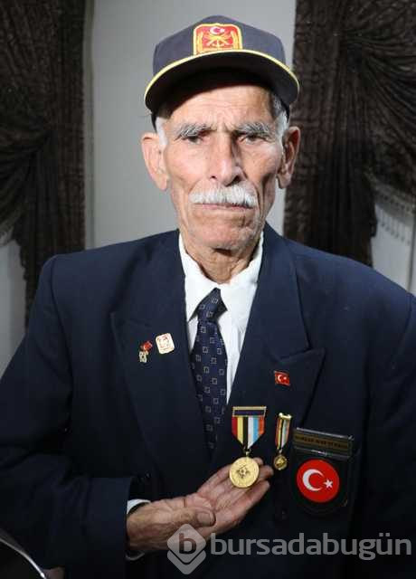 Türk gazi, Güney Kore'de 69 yıl önce çekilen fotoğrafını görünce şaşkına döndü!