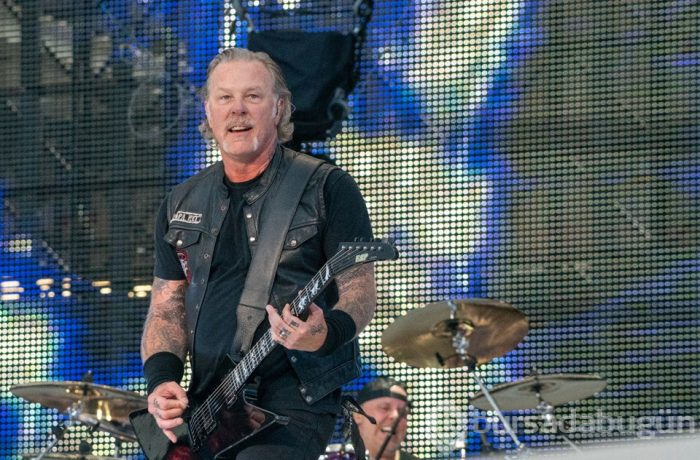 Metallica, konserlerini iptal etti!
