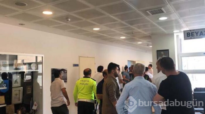 Bursa'da makam odasında rehin alındı!