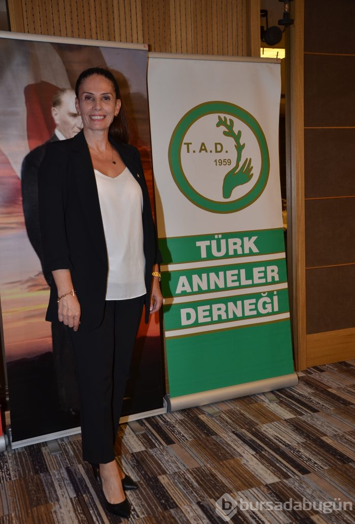 Anneler Derneği Bursa Şubesi'ne taze kan 