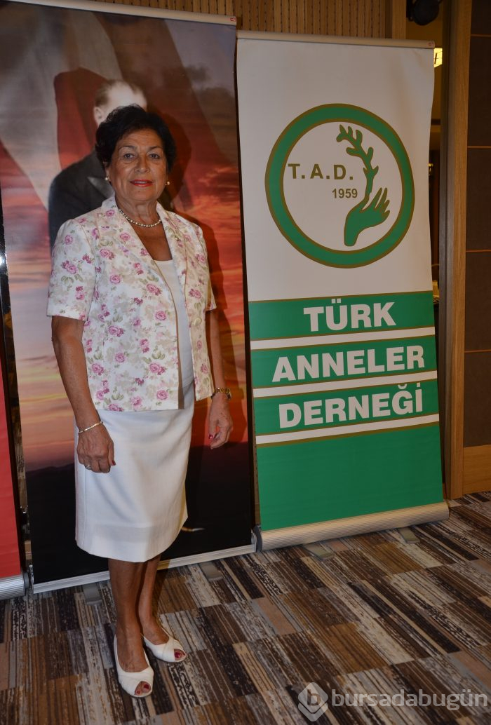 Anneler Derneği Bursa Şubesi'ne taze kan 