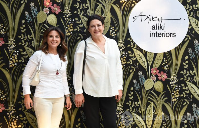Kızıl ailesinden rengarenk açılış 