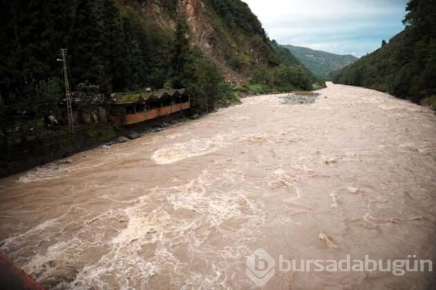 Rize'de sel korkuttu