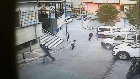 Sokak ortasında çevredeki çocuklara rağmen silahlı çatışma