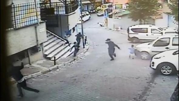 Sokak ortasında çevredeki çocuklara rağmen silahlı çatışma