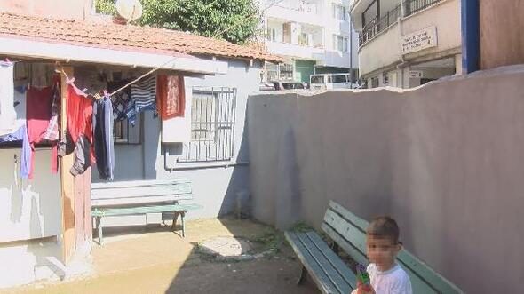 Sokak ortasında çevredeki çocuklara rağmen silahlı çatışma