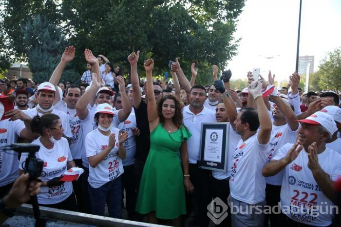 Adana'da dünya rekoru kırıldı!