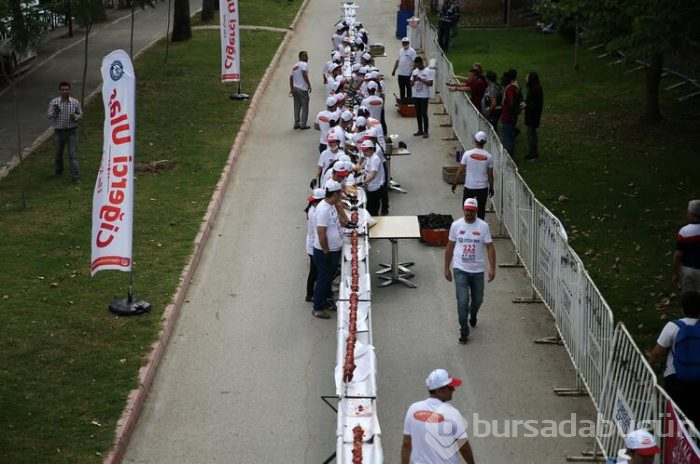 Adana'da dünya rekoru kırıldı!