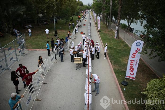 Adana'da dünya rekoru kırıldı!