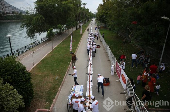 Adana'da dünya rekoru kırıldı!