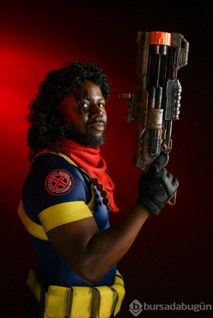 Comic Con'a katılanlar, kostüm ve makyajlarıyla dikkat çekti