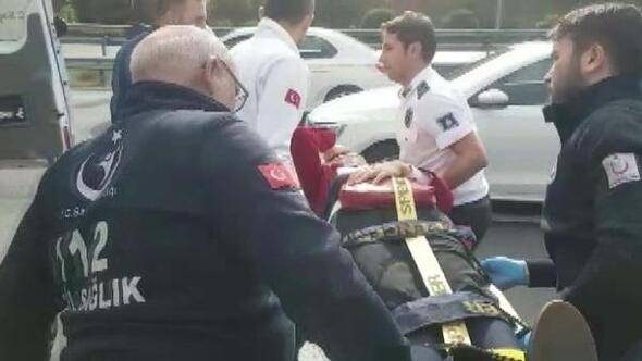 İki metrobüs kafa kafaya çarpıştı!
