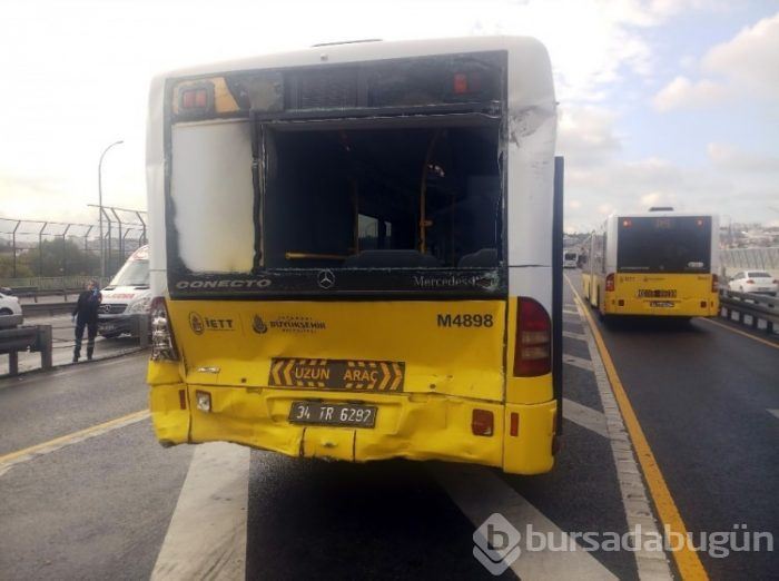 İki metrobüs kafa kafaya çarpıştı!