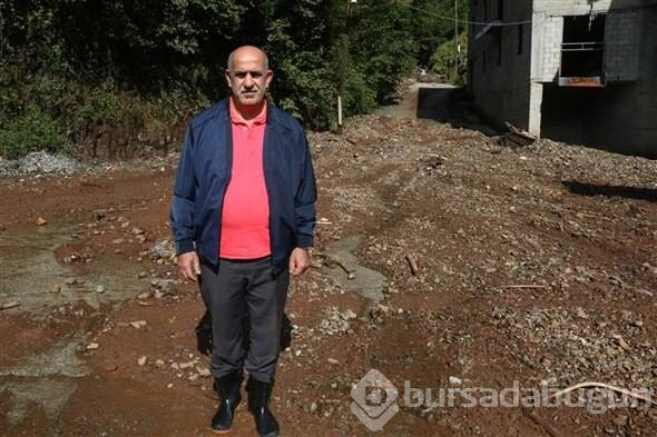 Şiddetli yağış sonrası tüm yollar kapandı