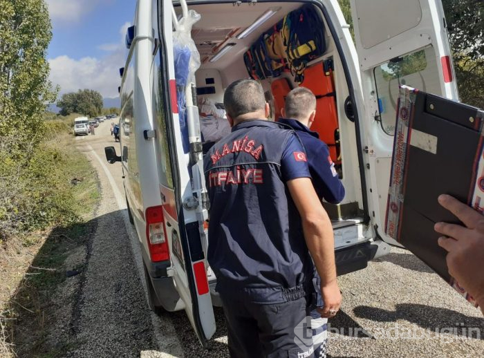 Manisa'da süt tankeri otomobil ile çarpıştı!