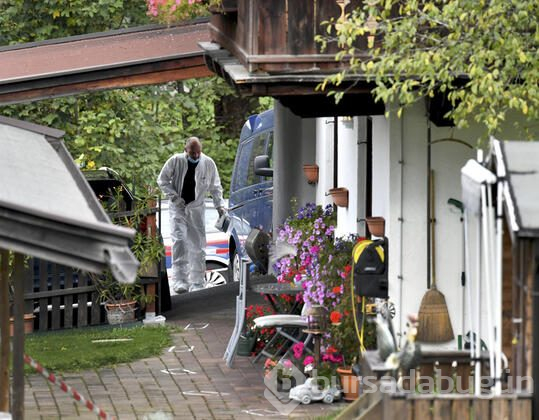 Birlikte uyuyan eski nişanlısı ile yeni sevgilisini katletti