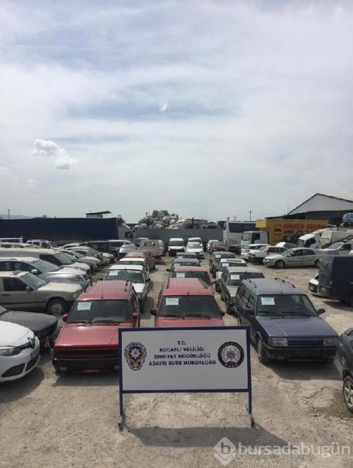 Otomobil hırsızlık çetesi çökertildi
