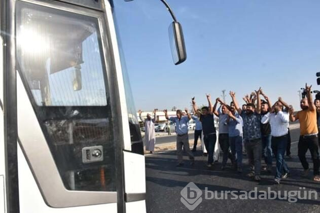 Sınır birliklerine giden askere sevgi gösterisi