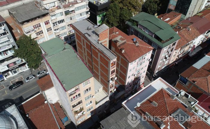 Mimarisi ile görenleri hem şaşırtan hem de korkutan ilginç bina