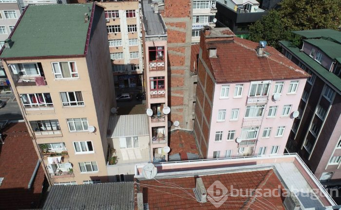 Mimarisi ile görenleri hem şaşırtan hem de korkutan ilginç bina
