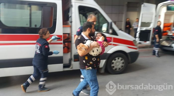 Bursalı Havvanur yapıştırıcıyı makyaj malzemesi sandı!