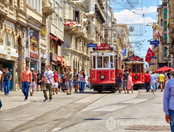 Batılı turistlerin İstanbul'a ilgisi artıyor