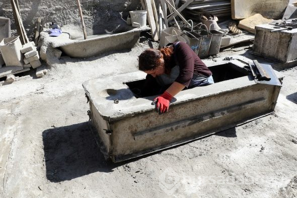 "Baba mesleği yok olmasın" diyerek kendisi yapmaya başladı