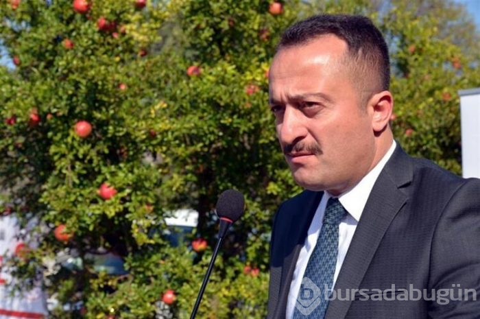 Nar yemek ve suyunu sıkmak için yarıştılar!