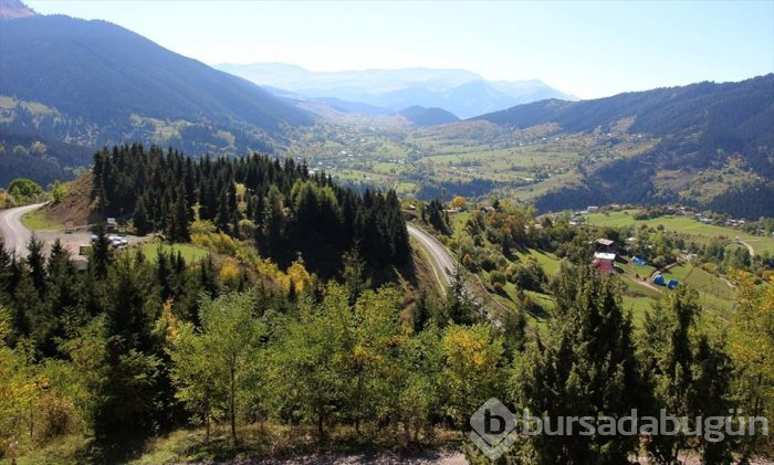 Artvin'in sakin şehri sonbaharda bir başka güzel