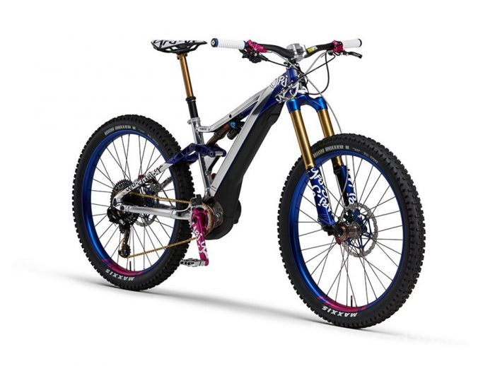 Yamaha'dan elektrikli gövde gösterisi!