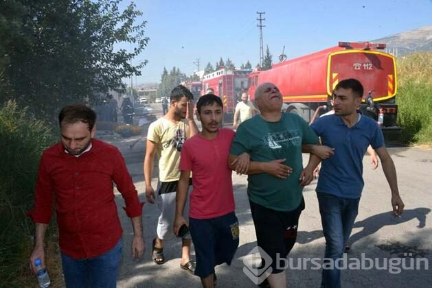 Kahramanmaraş'ta, örgü dokuma atölyesi alev alev yandı