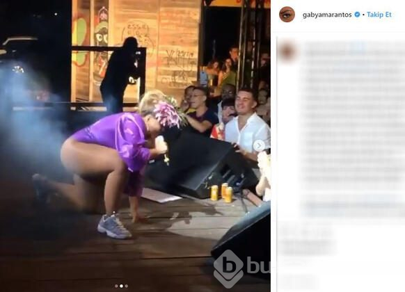 Sahnede yere yığıldı!
