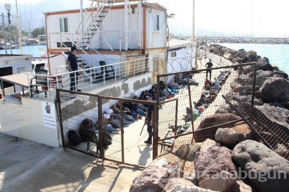 Yunanistan'a kaçarken yakalandılar!
