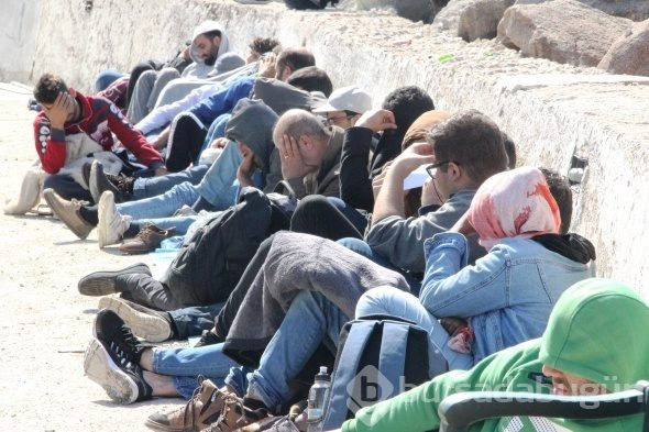 Yunanistan'a kaçarken yakalandılar!