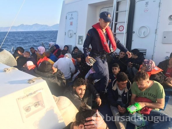 Yunanistan'a kaçarken yakalandılar!