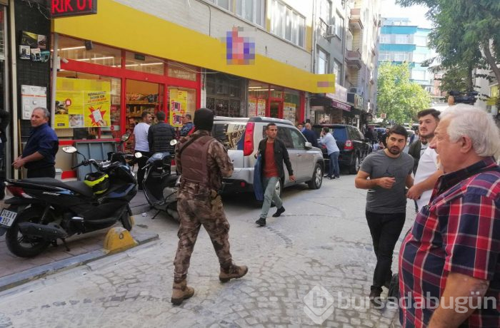 İstanbul Fatih'te kendini marketin tuvaletine kilitledi!