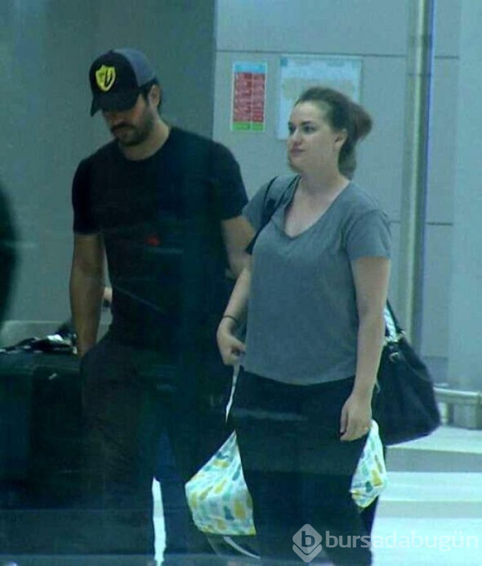 Fahriye Evcen, oğlu Karan ile beraber Burak Özçivit'i Kuruluş Osman'ın setinde ziyaret etti