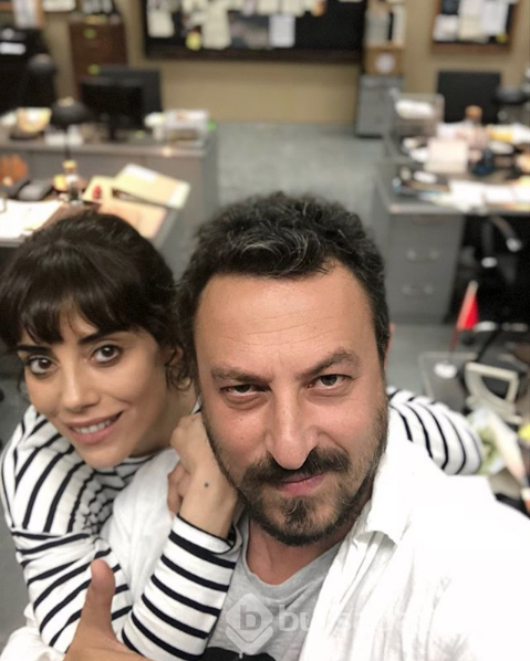 Cansu Dere'nin doğal güzelliği sosyal medyaya damga vurdu