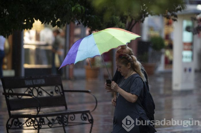 Meteoroloji'den Ege ve Akdeniz için sağanak uyarısı