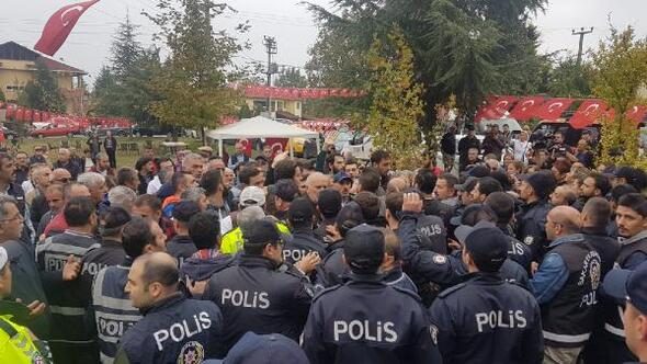 'Teleferik' eylemcileri arasında arbede