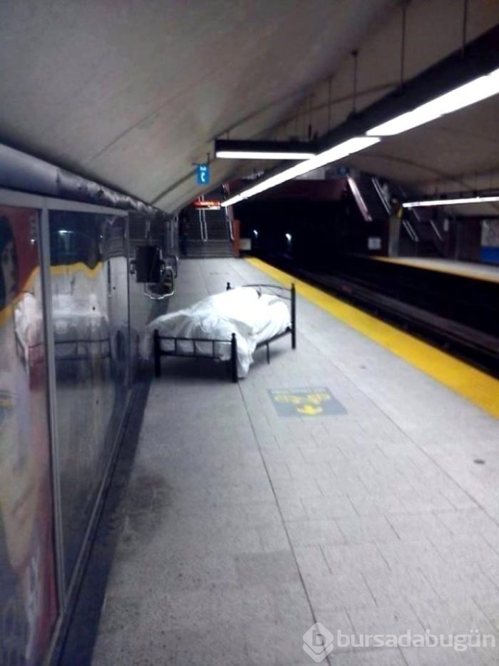 Metro istasyonlarında çekilmiş birbirinden ilginç 15 fotoğraf