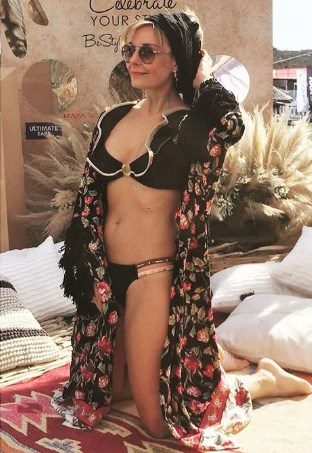 Özge Özder sosyal medyada