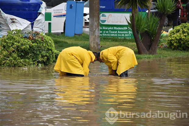 Turizm cennetinde k&acirc;bus: 5 yıldızlı otelleri su bastı!