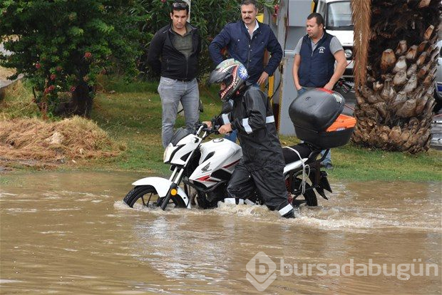 Turizm cennetinde k&acirc;bus: 5 yıldızlı otelleri su bastı!